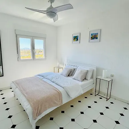 Two Bed, Two Bath With 360 Degree Sea Views With Balcony And Roof Terrace - Riviera, Costa Apartment *