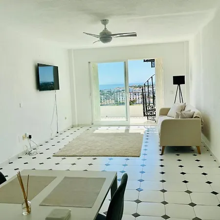 Two Bed, Two Bath With 360 Degree Sea Views With Balcony And Roof Terrace - Riviera, Costa Apartment Mijas